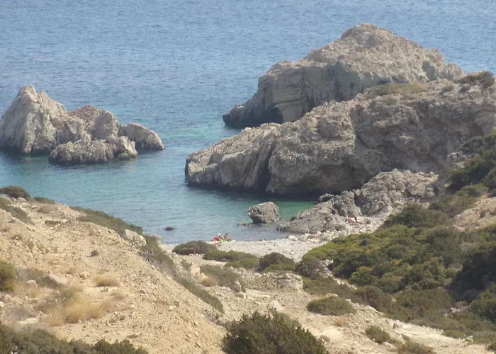 Mikes Apts Апартаменты